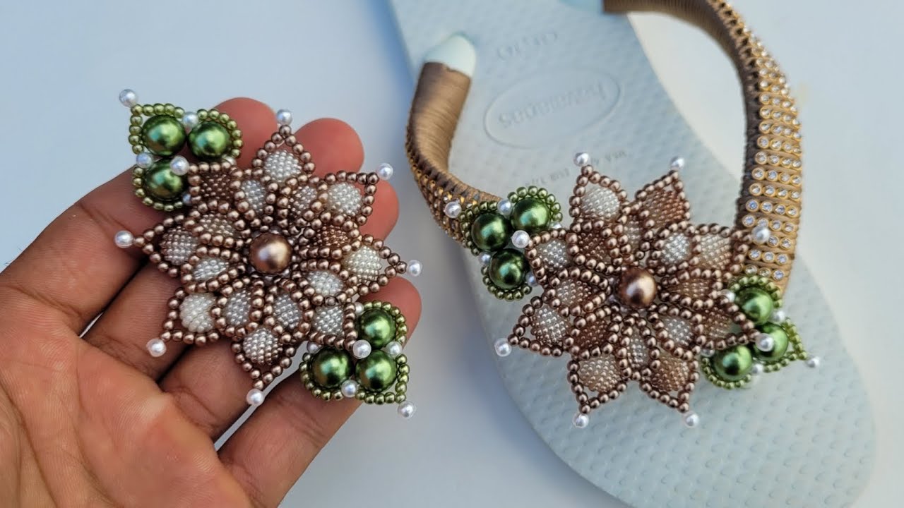 Cabedal de Pérolas Craqueladas Rosa - Chinelos Bordados