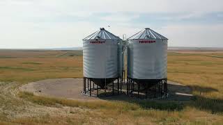 Galvanized Flat Bottom & Hopper Bins