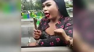 Download Lagu Banci ngamen 🤣 MP3