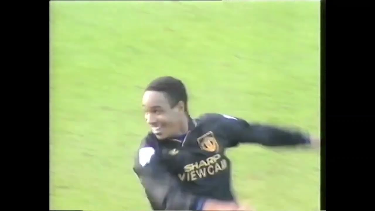 Swindon Town 2-2 Manchester United - 19 March 1994 (MOTD Highlights)