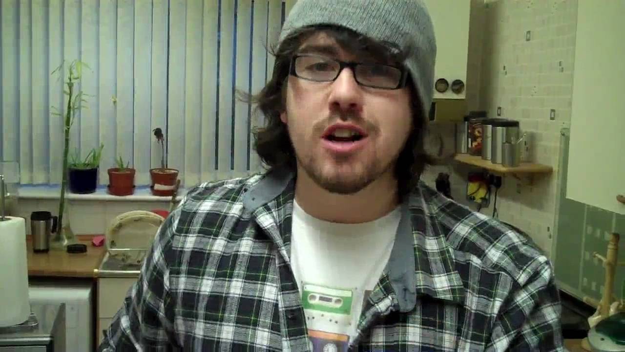 DUTCHFACE HATES CLIFF RICHARD (2nd AUG 2010)