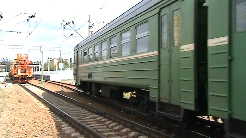 Электропоезд ЭР2Т-7095 станция Звенигород - YouTube