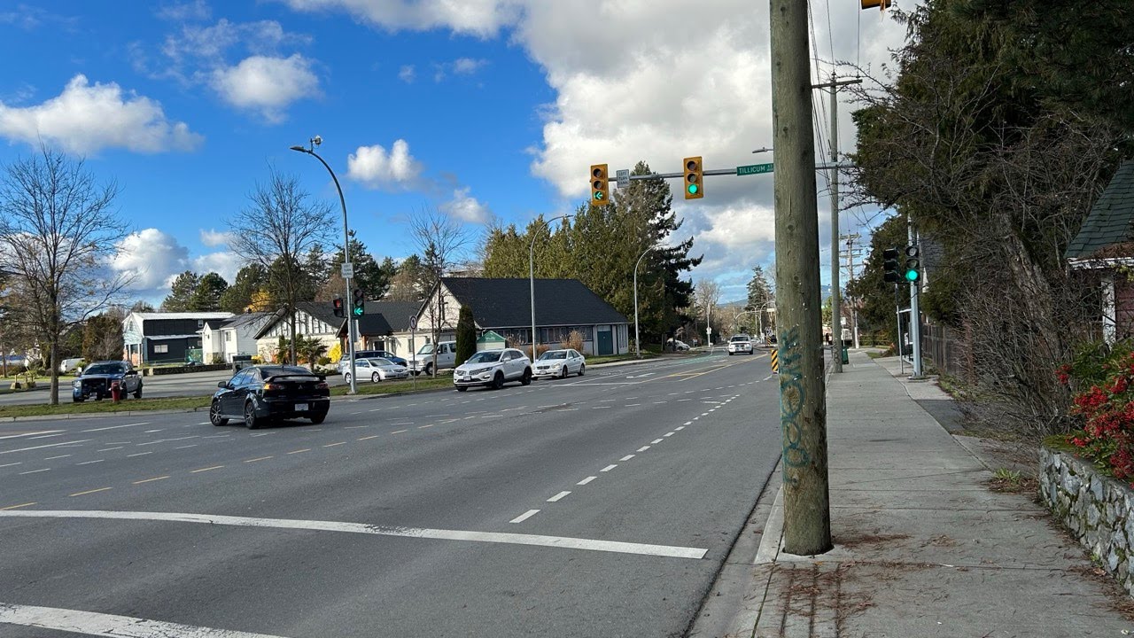 Fixed! BRAND NEW Protected Phasing Carey Rd at Tillicum Rd (Saanich