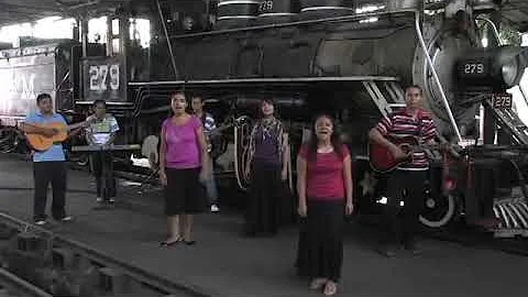 Sonrer Ju-lia Medrano