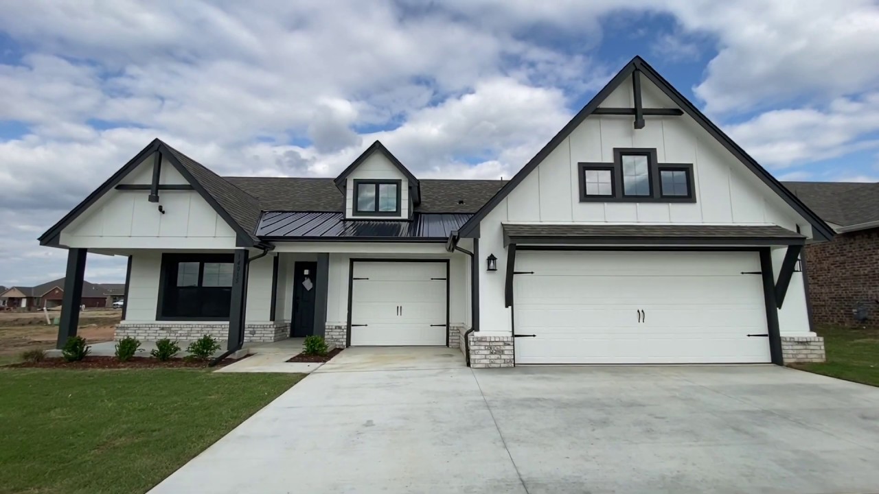 Delaney Designer Plan in Glenn Hills Glenpool, OK A New Home from