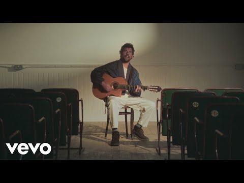 Putar No More "I Love You's" - Nick Mulvey