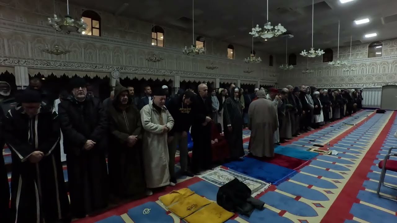 NE RATE PAS SALAT AL-FAJR CE JEUDI 🤍 ALLAH OUVRE DES PORTES – SOURATE AL-HAJJ (38-59)
