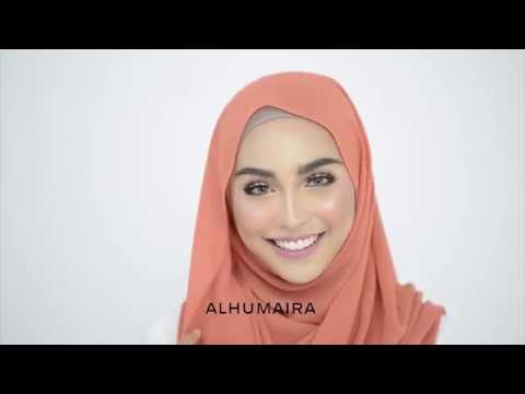BASIC ESSENTIAL PLAIN SHAWL Styling Tutorial Style 9