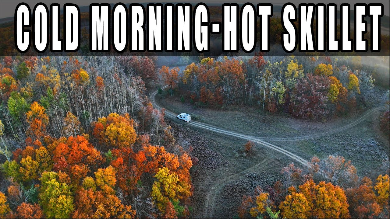 Лучший завтрак на сковороде в этом сезоне. Морозное утро в лагере Мичиган.