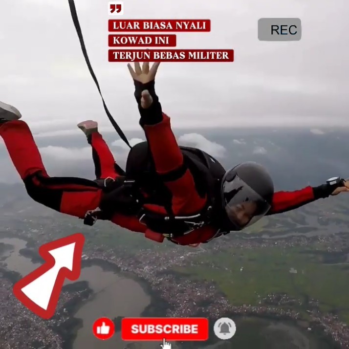 @AKSI KOWAD LUAR BIASA TERJUN BEBAS MILITER#shorts #tni#komando#terjunpayung