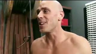 Johnny Vs Mia Khalifa 18Roaster Edit 18 Roaster