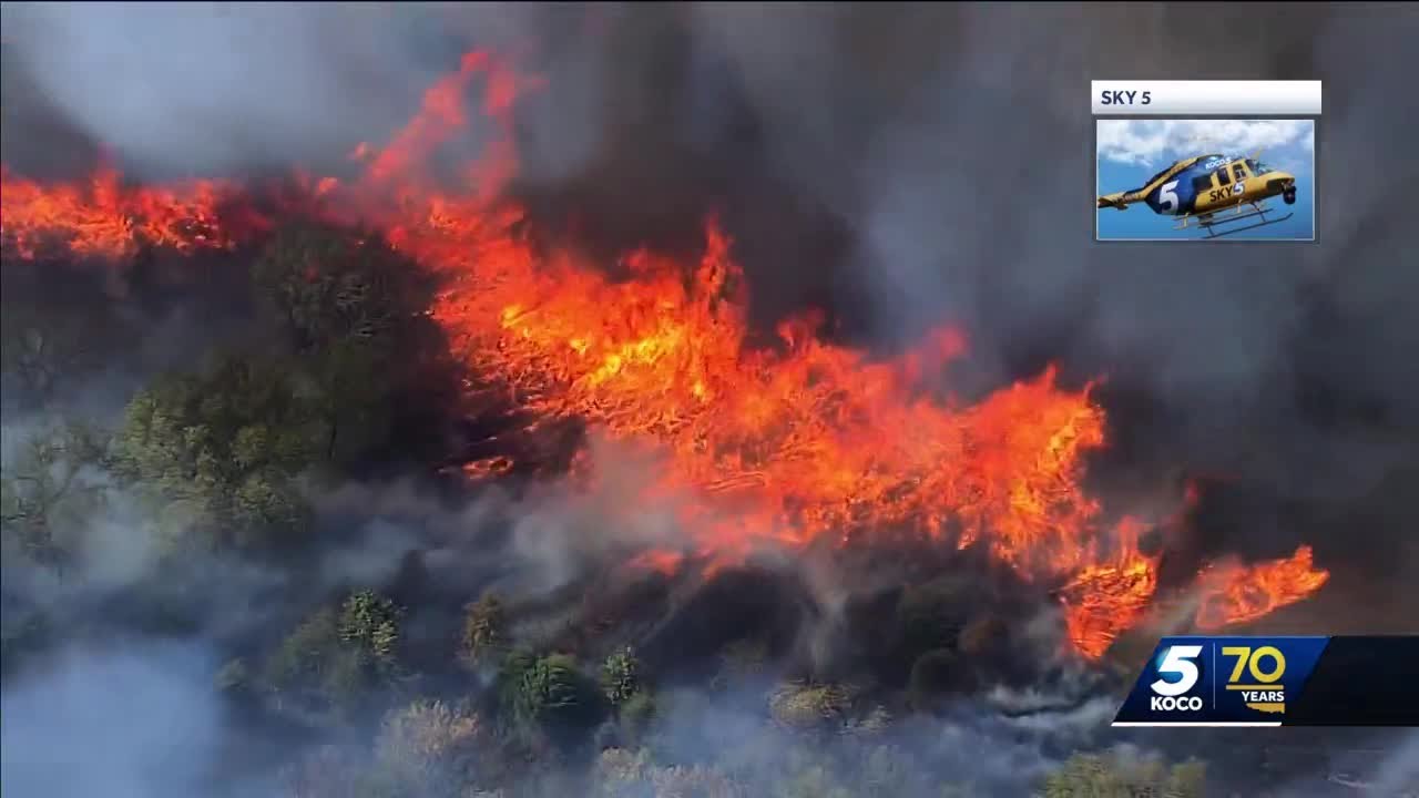 Garfield County residents discuss Monday wildfires