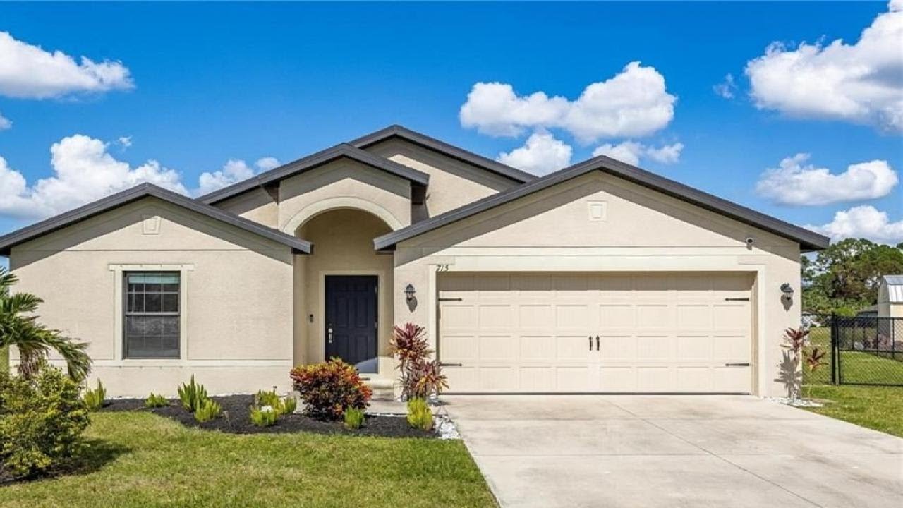 SHADOW LAKES Lehigh Acres Florida Homes for Sale by Steven Chase | Gated Community