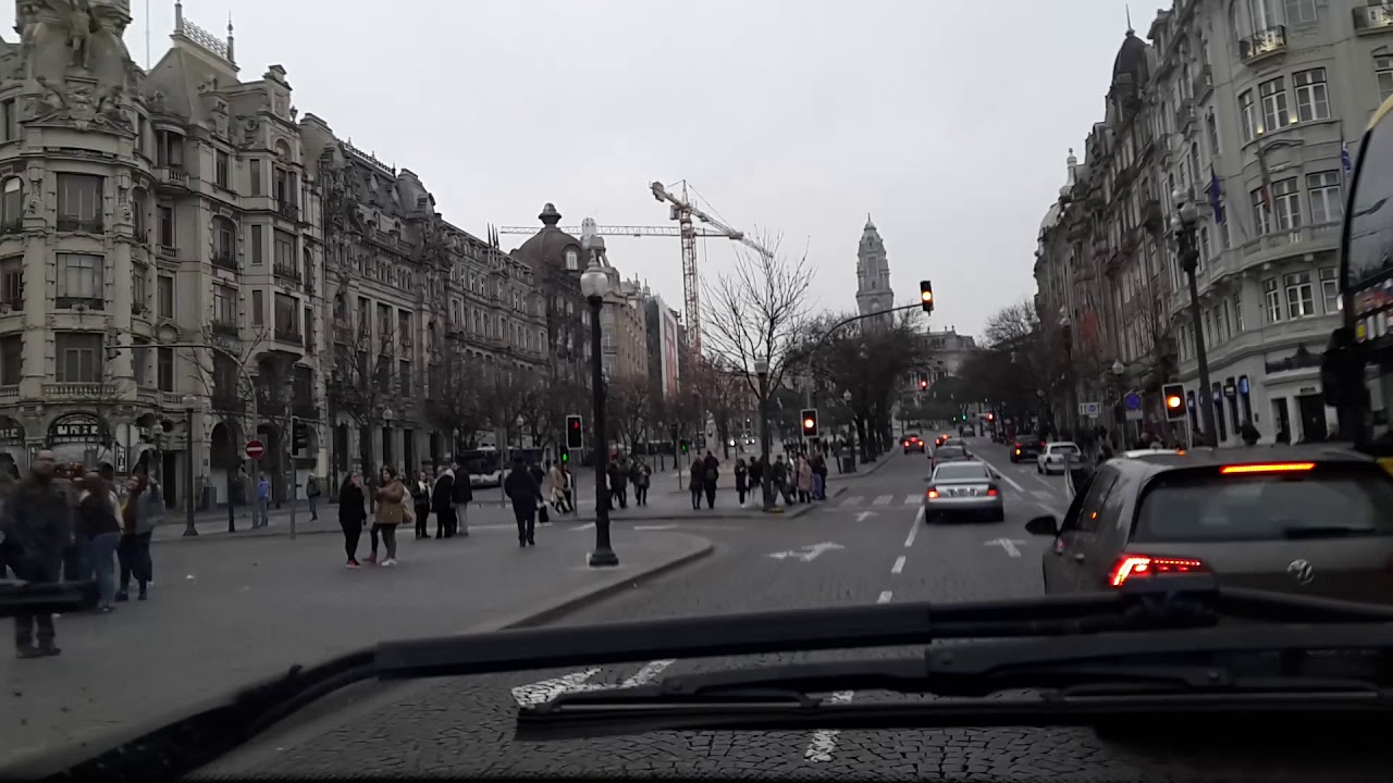 EMS Ambulance Portugal - Elderly man with dementia with intense leg pain