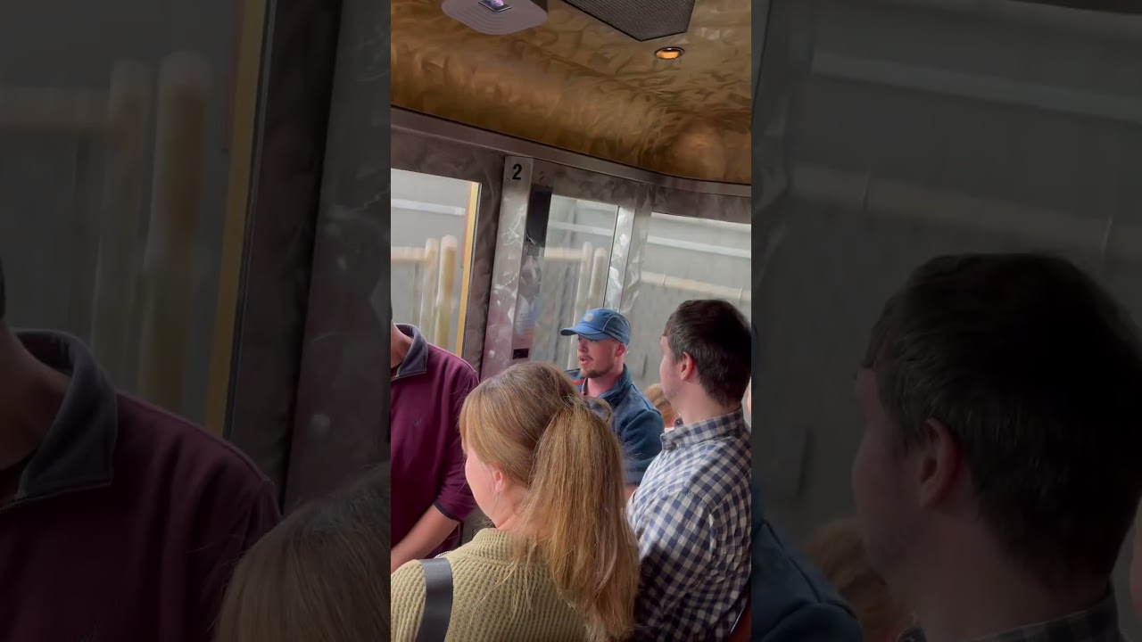 Space Needle elevator music- Seattle WA