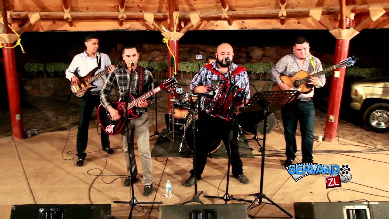 Komando Negro - Los Hermanos Cuadras (En Vivo 2015)