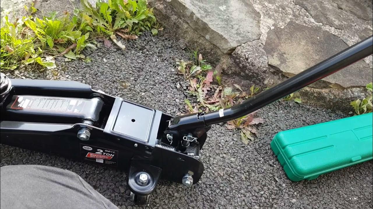 How To Setup and Use A 2 Ton Trolley Jack YouTube