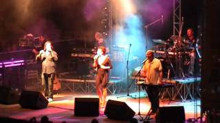 Download Lagu Ricchi e Poveri - Piccolo Amore - in concerto dal vivo MP3