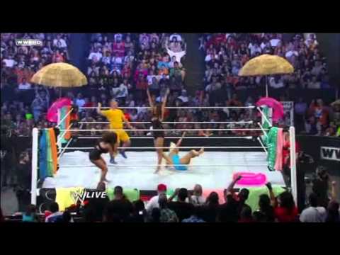 Raw: Divas Summertime Spectacular - The Bella Twins vs. Eve & Gail Kim ...
