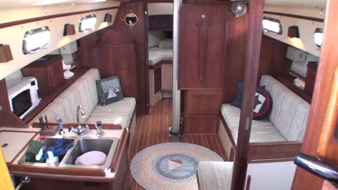 Island Packet 31 "Foxie" HD