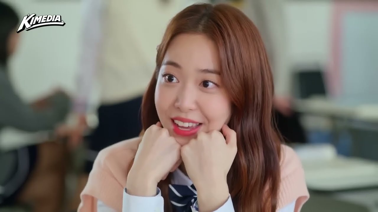 من الوحدة لقمة الشهرة في ثانية! � قصة منجا اللي حاولت تطبق نصايح السوشيال ميديا عشان تصاحب الناس