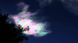 Amazing rainbow-colored iridescent cirrus cloud timelapse (high contrast) V10848a