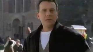 AT&T (1997) Television Commercial - Paul Reiser - City