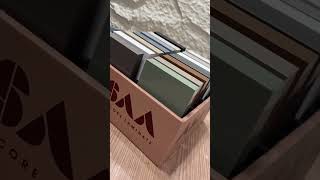 Laminate aur Acrylic mein se kaun better hai?