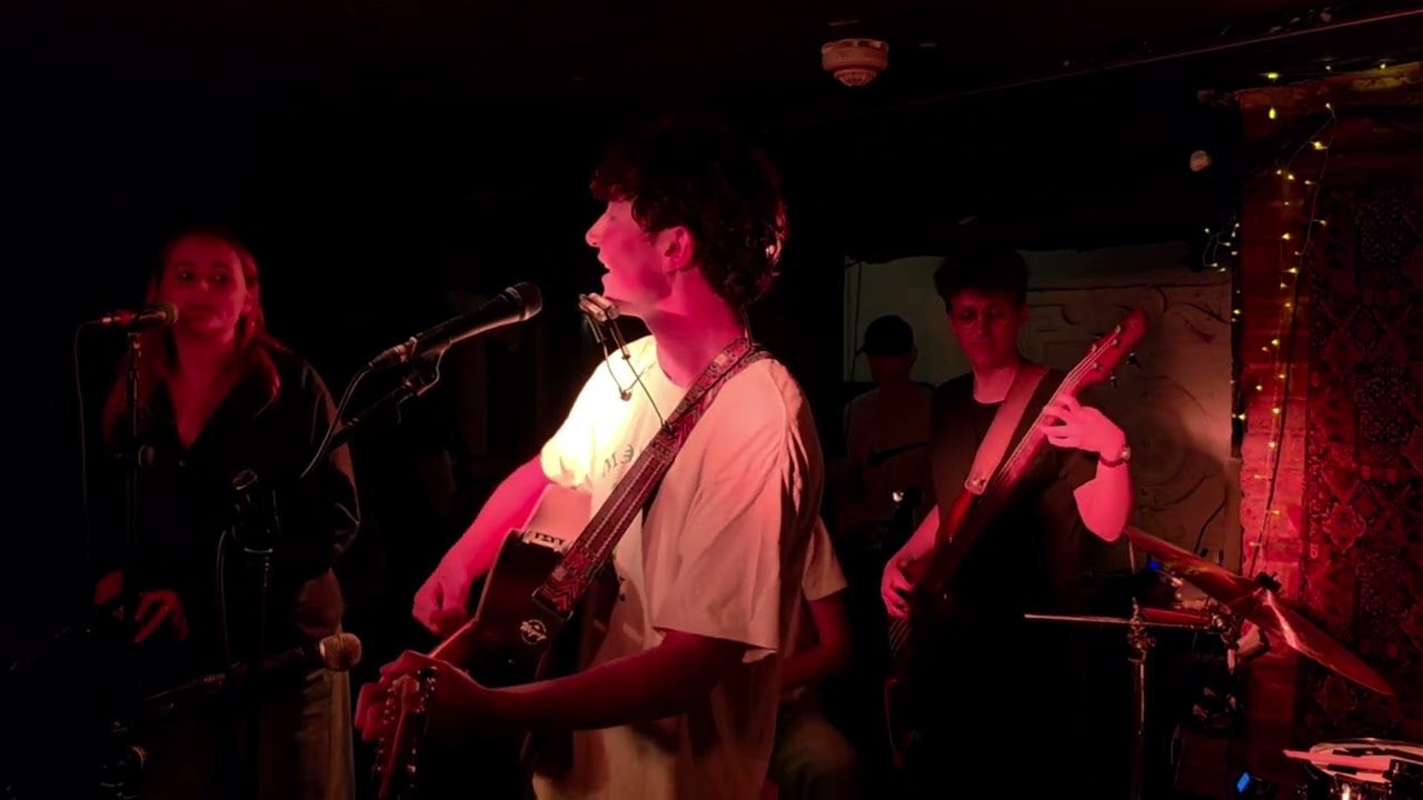 Cut It Out Live at The Troubadour