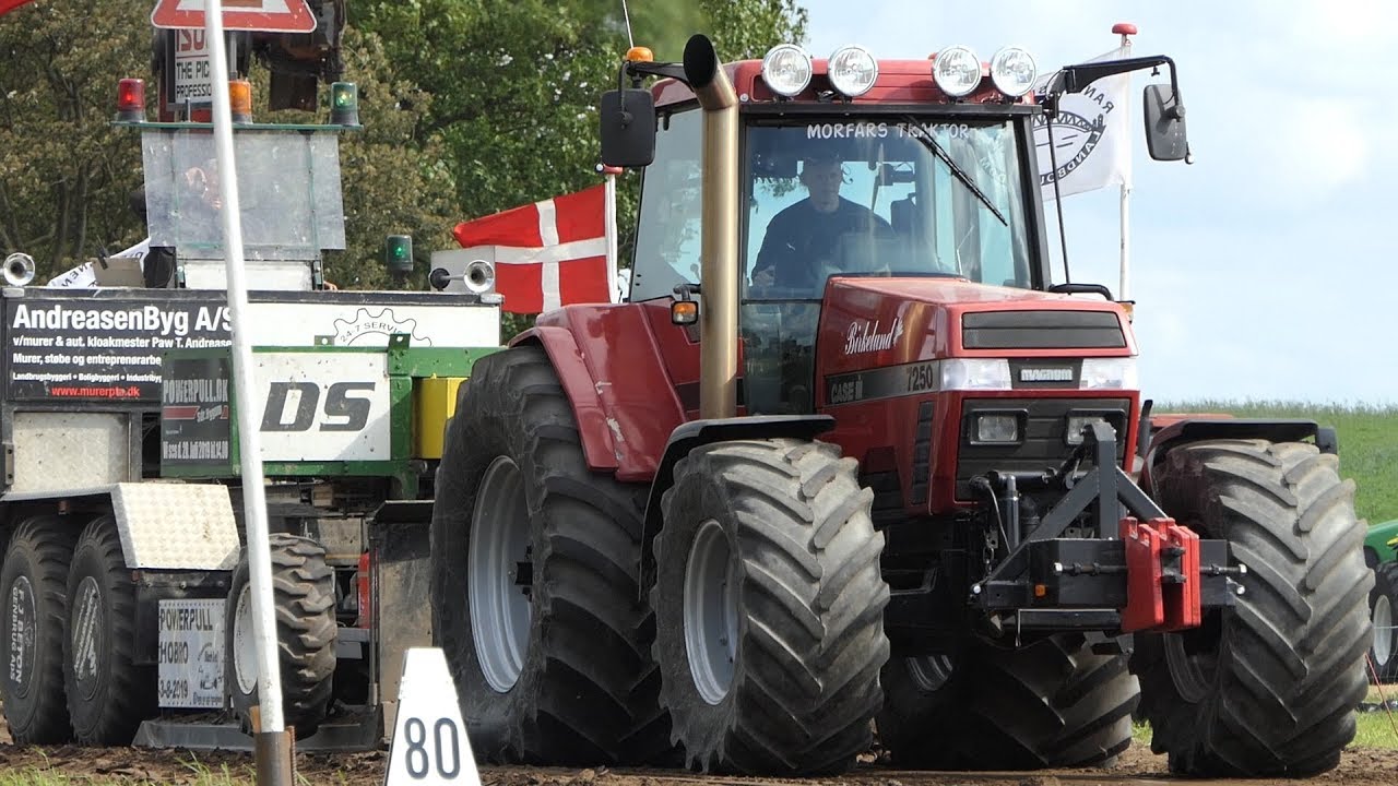 Case IH Magnum 7250 Pulling The Heavy Sled to The Edge at Linde Pulling  Arena | Tractor Pulling DK - YouTube