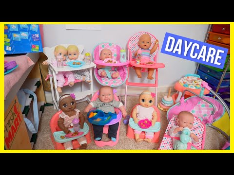 Baby Doll Daycare Snack time Routine feeding and changing baby dolls