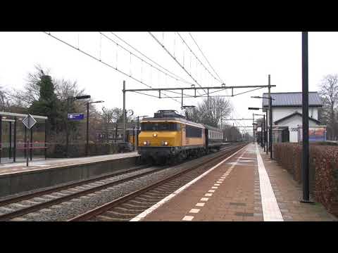 4K NSM1768+ZLSM Pullman passeren het station van Vught (NL) (15-1-2021)
