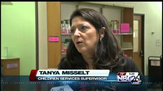 Green & Gold Giveaway at Appleton Public Library