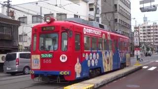 住吉から発車する阪堺電車の車両(警笛付有)