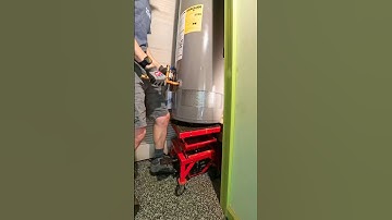 Replacing a water heater and hot water recirculating pump 💦 #plumbing #plumber #asmr #diy