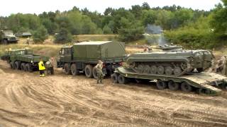 3 Tatra 813 und 815 ziehen BMP auf Tieflader, Tag der Technik-Show Mahlwinkel 2012