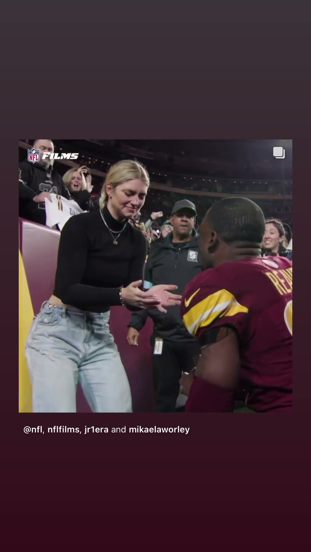 He proposed ? #hoodnews #jeremyreaves #wife #washingtoncommanders #football #engagement #omg #how