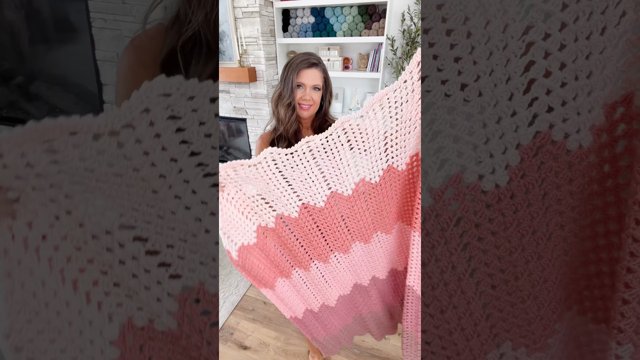 The Easiest Granny Stitch Ripple Blanket to Crochet #crochetblanket #grannystitch