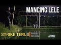 mancing lele malam hari di kolam daripada ngantuk yang penting bisa strike ikan sudah bahagia !