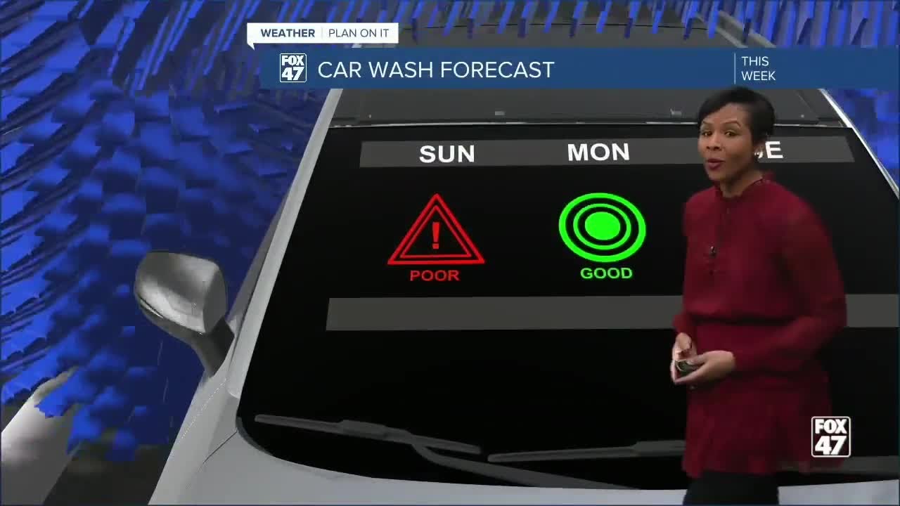 Snow showers move in overnight and stick around through Sunday - YouTube