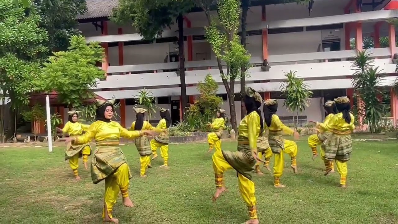 TARI PANEN (UAS) Seni Tari 23 FSD Universitas Negeri Makassar
