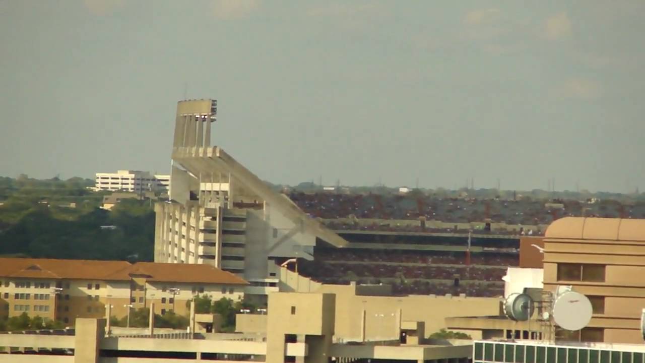 Austin Texas Landmarks from 18th Floor - State Capitol, UT Tower, 6th Street, UT Stadium, i35 - YouTube
