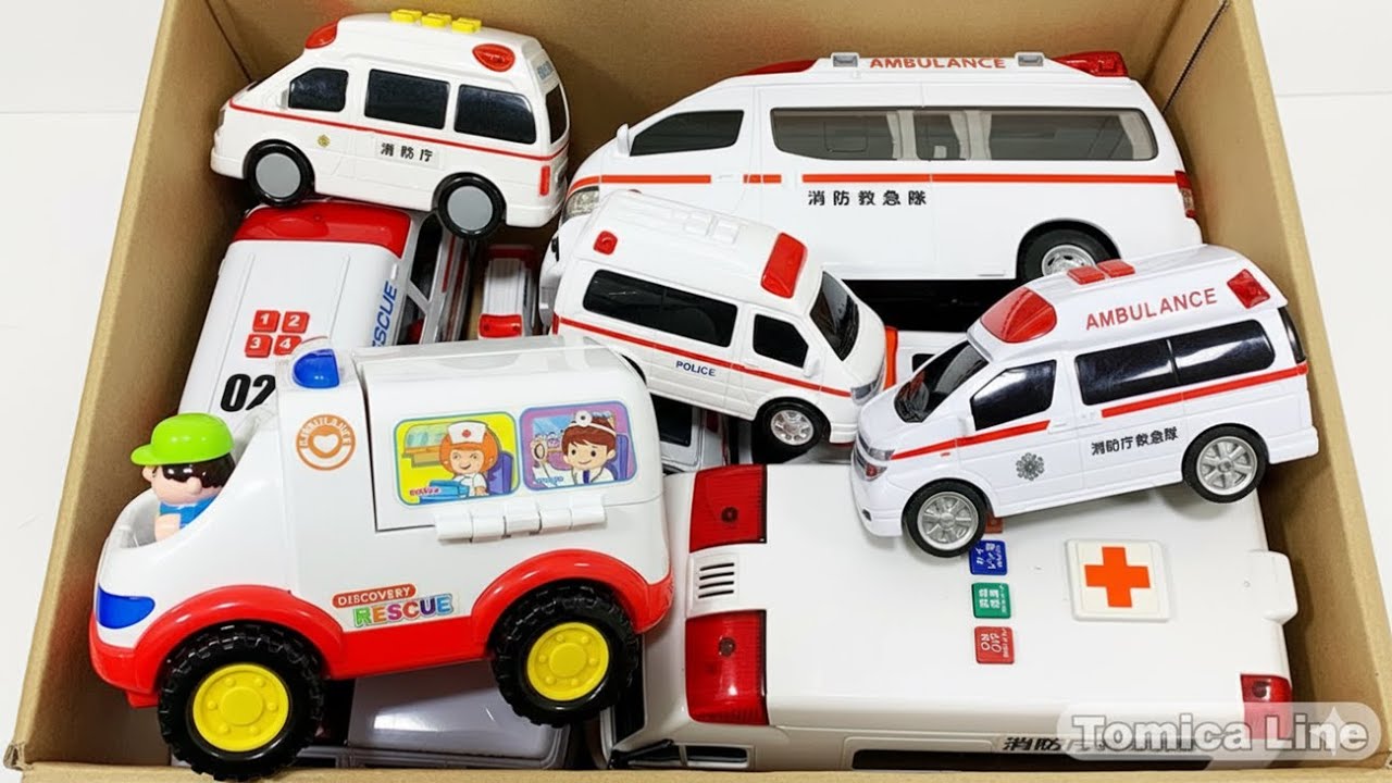 救急車ミニカー走る！サイレン鳴らして坂道を緊急走行テストです。Ambulance run! This is an emergency running test with sirens.