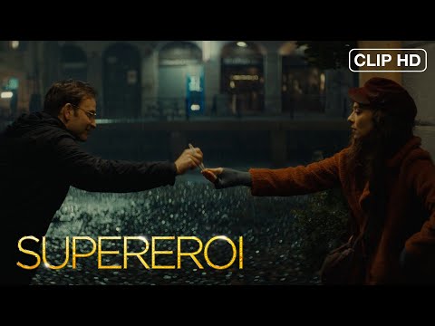 Supereroi | Clip HD | Primo incontro