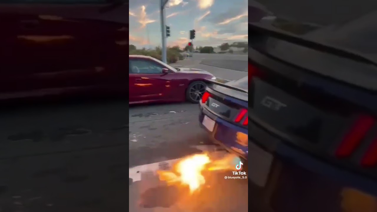 GT Mustang shooting fire!!! 🔥