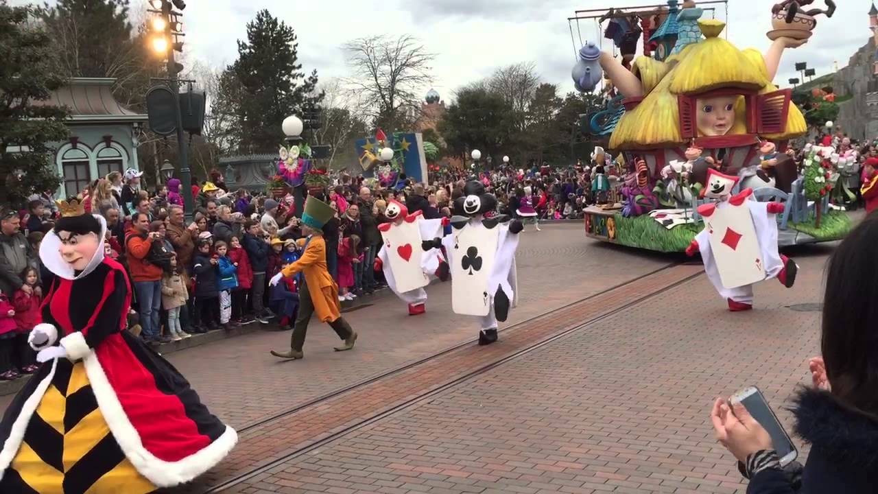 Paris Disney land parade