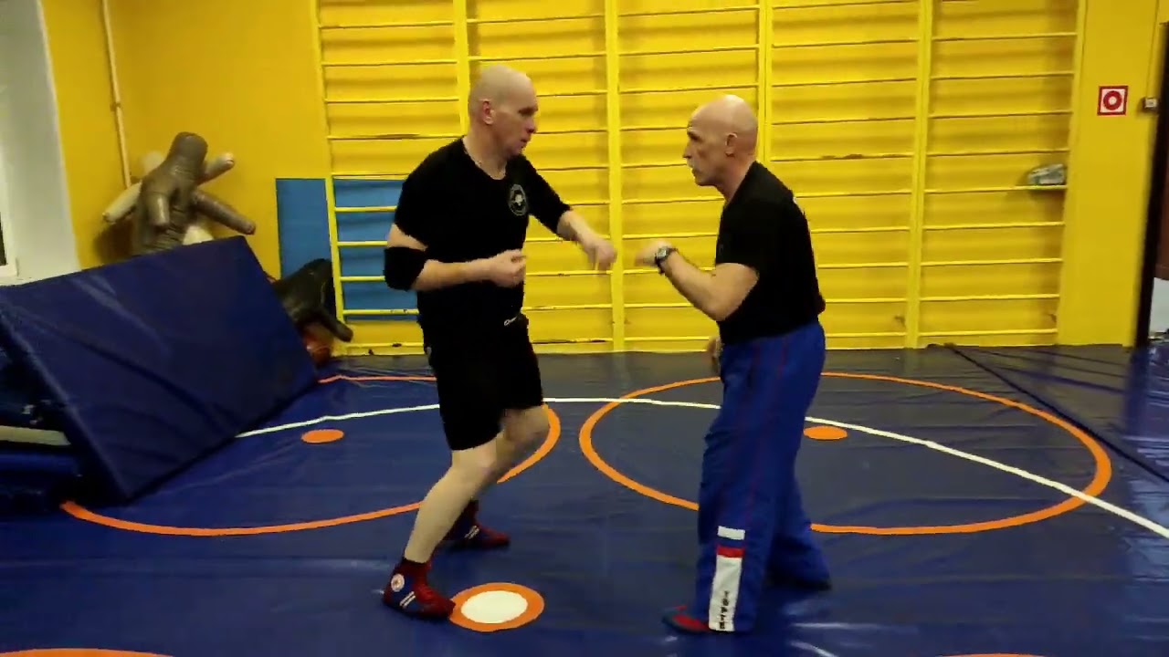 От колхозных ударов в драке. Один из множества способов. В.Н. Крючков