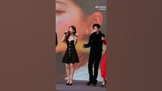 #zhaolusi sing her hd ost & #chenzheyuan joined her “falling~ in~ love with you~” #shorts