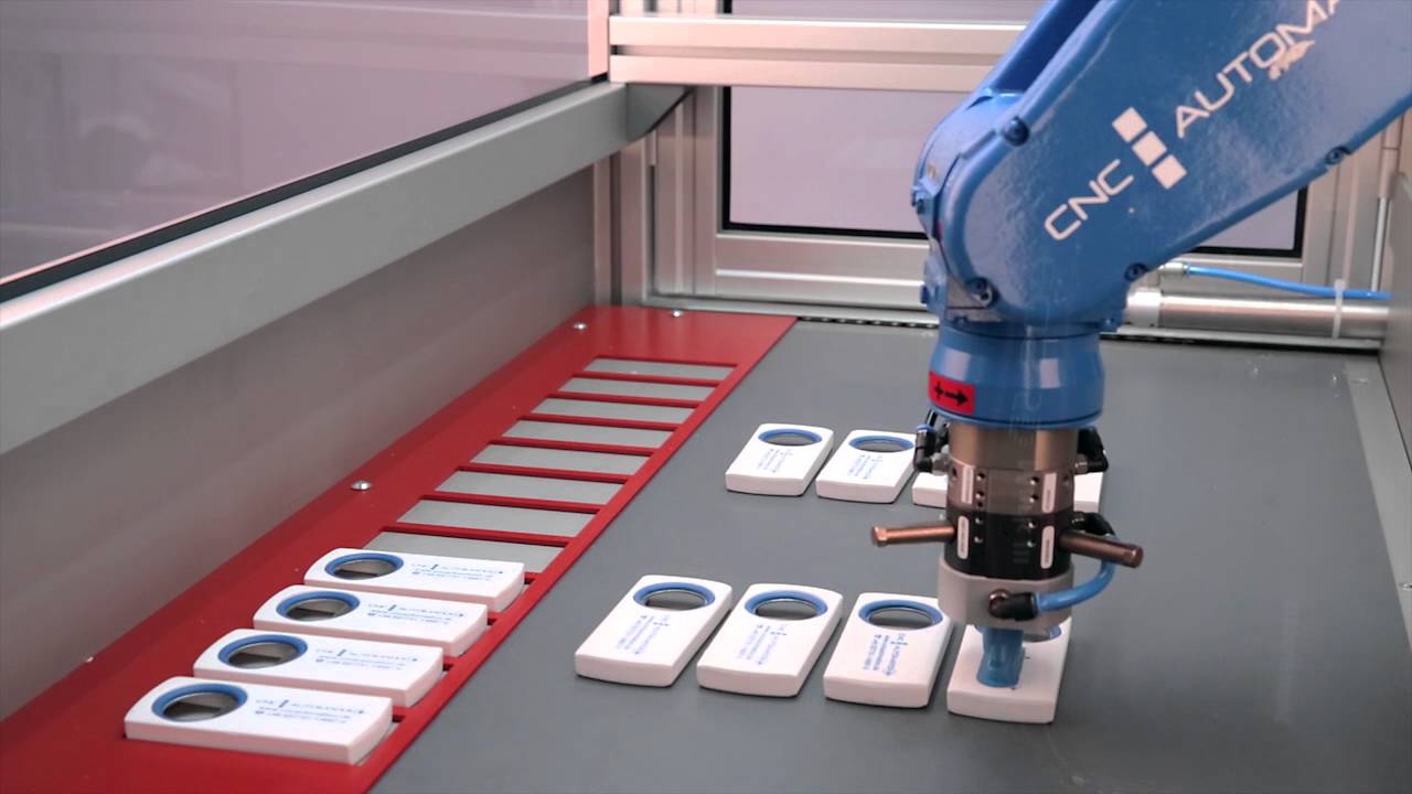 YASKAWA & CNC Automation Würfel - YouTube