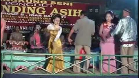 Jaipong tayuban (Gending Asih Cimanggu Cilacap)
